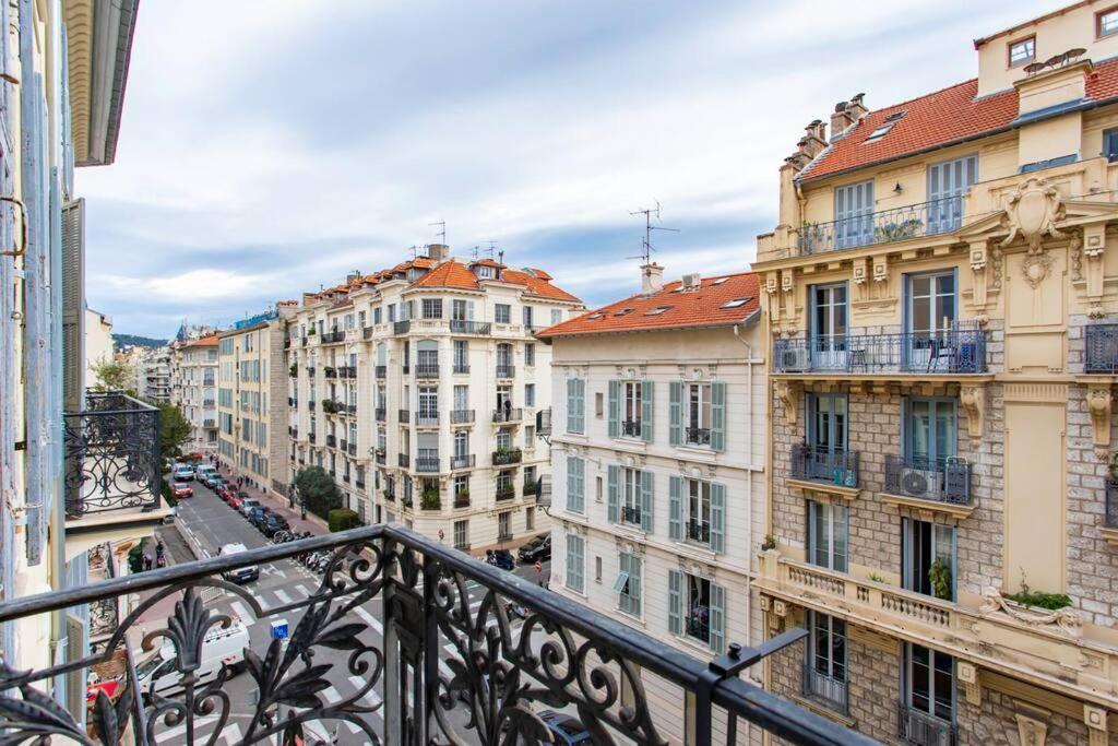 #61 1 Bdr Rossini Balcony Ac Appartement